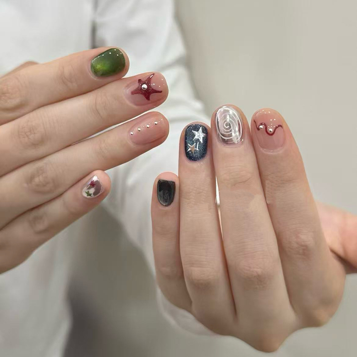 10 قطعة عين القط بريق قصير مرب - مراجعة Nail Art Cat Eye وسعره