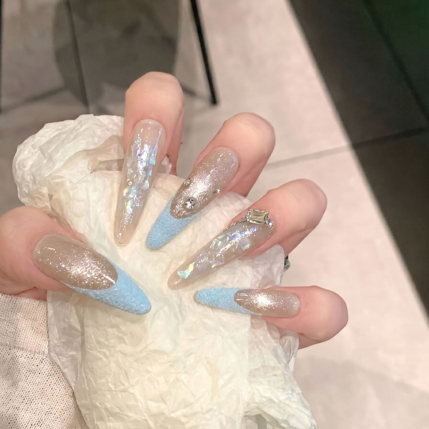 اضغط على الأظافر 10 قطعة مانيك - مراجعة Nail Art Wedding وسعره