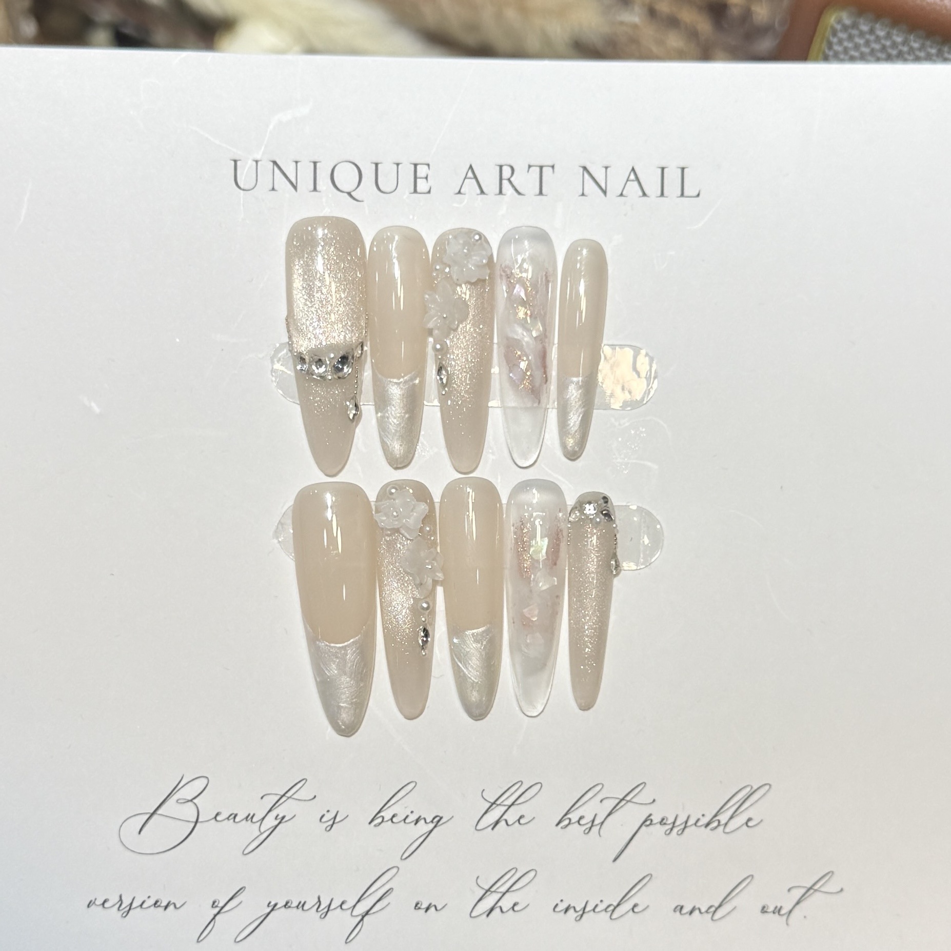اضغط على الأظافر 10 قطعة مانيك - مراجعة Nail Art Wedding وسعره