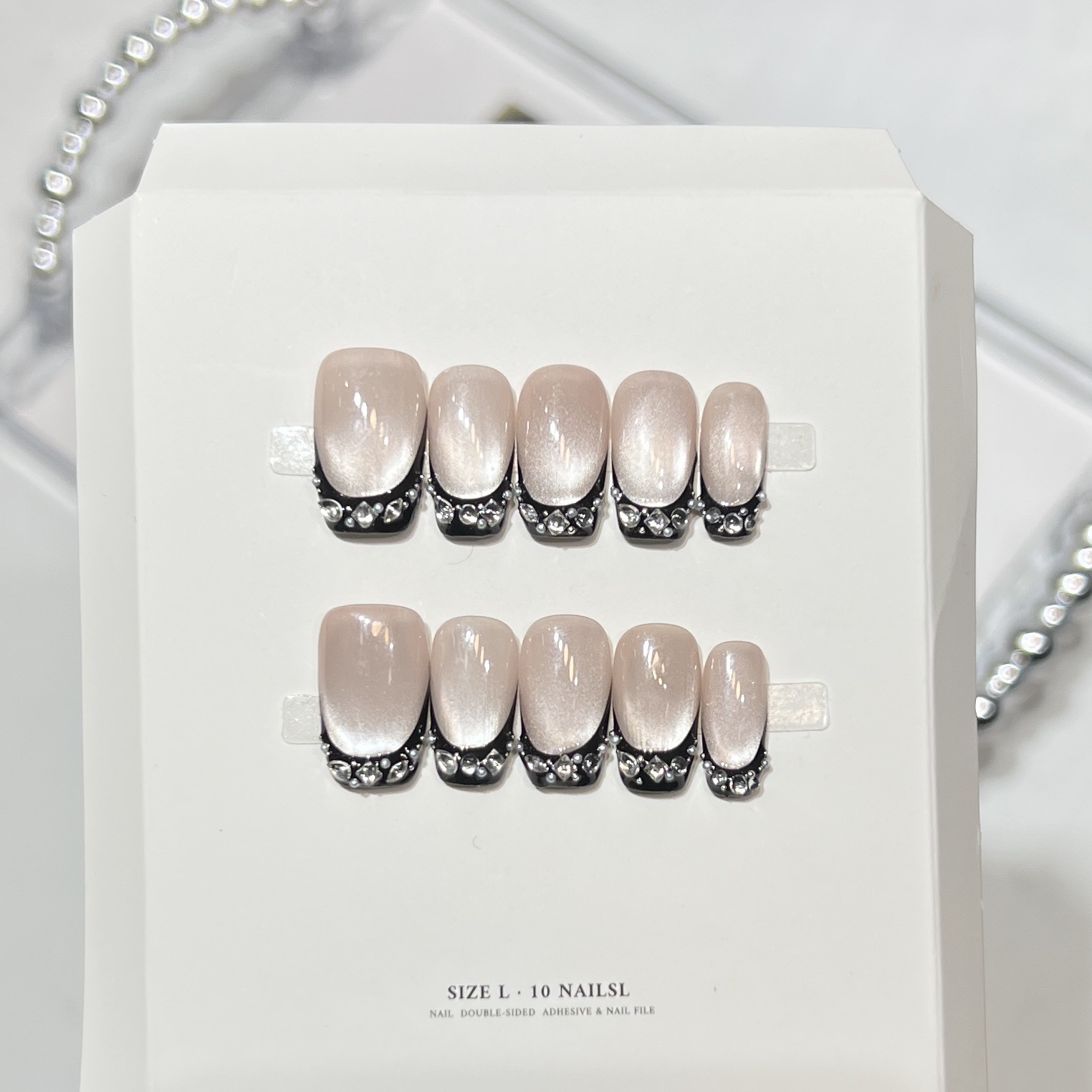 10 قطع من أظافر القطط السوداء  - مراجعة Nail Art Wedding وسعره