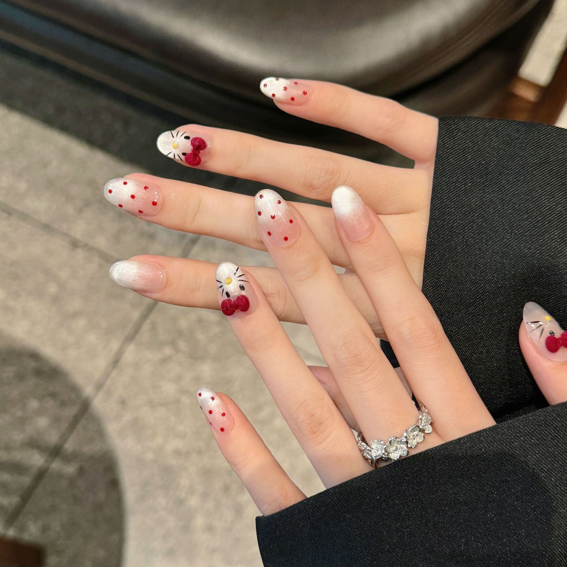 10 قطع من الأظافر الاصطناعية ا - مراجعة Nail Art Cat Eye وسعره