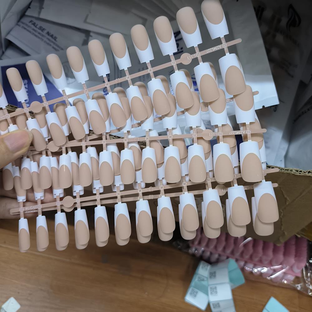 120 قطعة أظافر صناعية فرنسية ع - مراجعة Nail Art Wedding وسعره