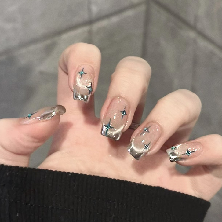 24 قطعة أظافر صناعية قصيرة مرب - مراجعة Nail Art Ombre Pink وسعره